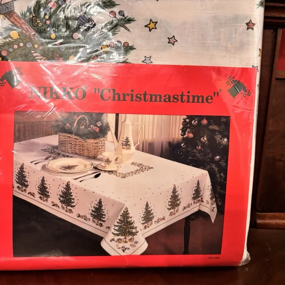 Nikko‎ Christmastime Tablecloth 60x84 Christmas Tree Toys Holiday NIP